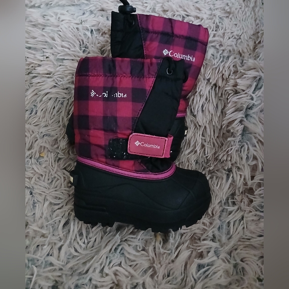 Columbia Pink and Black Checkered Snow Boots - Picture 1 of 8